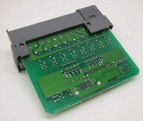 1746-IB8 AB Rockwell Automation Module d'entrée numérique en courant continu 0-30 Volts évier en courant continu