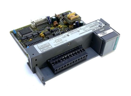 1746-NIO4I Module de combinaison analogique d'AB et Rockwell Automation SLC 500