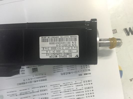 SGM-04UWB4CL Servo moteur à courant alternatif Servo moteur industriel Yaskawa 200V 3000RMP