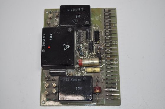 Planche de contrôle de l'isolateur de tension FANUC IC3600AVIC1 conçue par General Electric