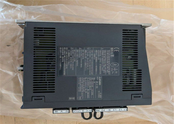 MR-J4-100A Mitsubishi Servo Amplificateur électrique AC 3 phases AC170 V