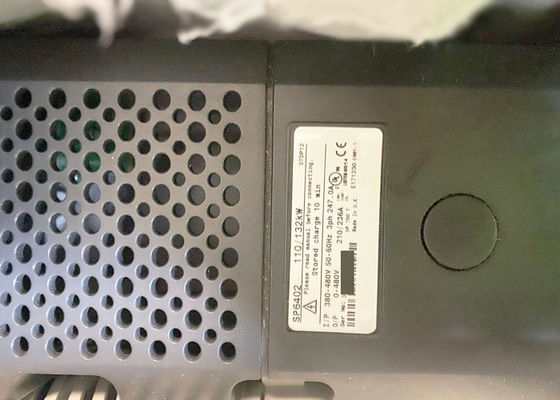 SP6402 Abb Convertisseur de fréquence 110/132KW Techniques de commande Unidrive 380-480V 50/60HZ 3PH