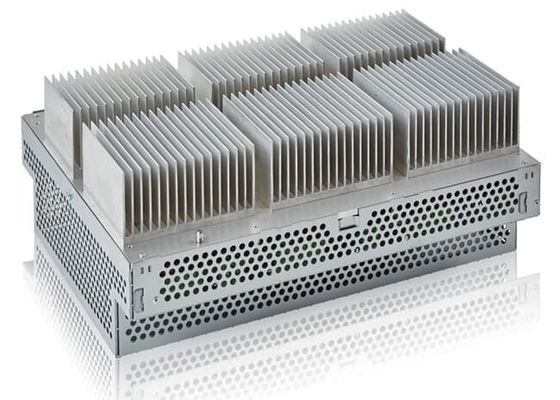 3HAC029818-001 DSQC 663 Composants de robot Unité de conduite IRC5P Module de contrôle de peinture
