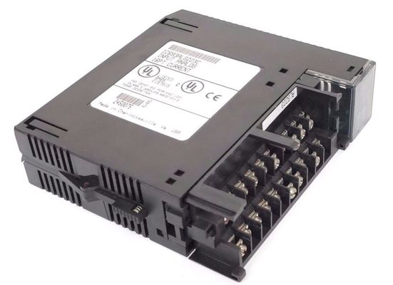 IC693ALG223 GE Fanuc Seize canaux d'entrée à extrémité unique de la série 90-30 Module d'entrée de courant analogique