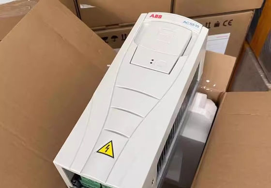 ABB ACS510-01-246A-4 132 kW 170 kV·A 3 phases 50/60 Hz CA 380-480 V 245 A