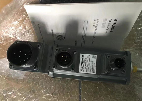 Mitsubishi AC SERVO MOTOR HA-FF13CB-UE Nouveaux moteurs originaux de 100 W