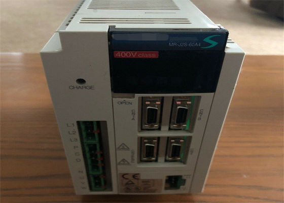 Mitsubishi Servo Drive MR-J2S-60A4 600W Amplificateur de courant alternatif industriel 1.4A 380-480VAC Nouveau