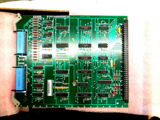 La carte DS3800HDRA est équipée d'un connecteur modulaire