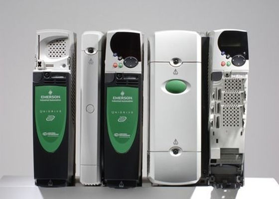 NIDEC Emerson Techniques de contrôle Unidrive SP1202 200VAC Disque monté sur panneau SP2TL 5.8/6.8A