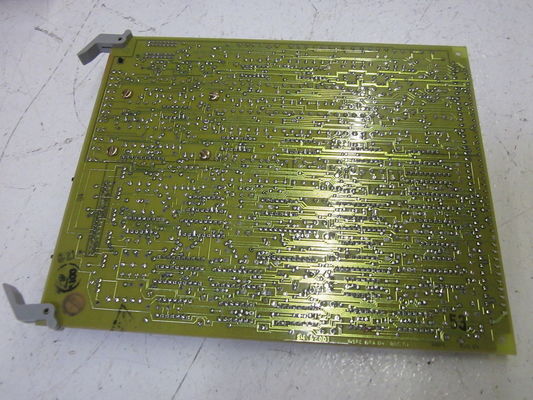 DS3800NSFC Board GE Input Isolator pour l'installation de la carte avec des vis à l'intérieur de l'entraînement