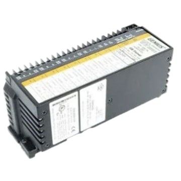 GE IC660BBS103 Plage de tension d'entrée comprise entre 93 VAC et 132 VAC 2000V toutes les 10 secondes