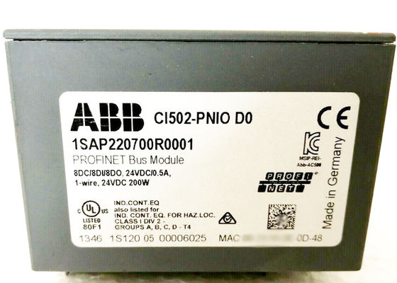 Le module d'interface de communication CI502-PNIO S500 1SAP220700R0001 8DO
