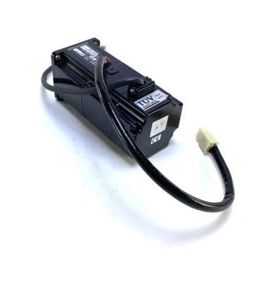 OMRON R88M-G05030T-B Moteur à courant alternatif Servomotore à 3000 tr / min 50W Servomotore à 200VAC absolu