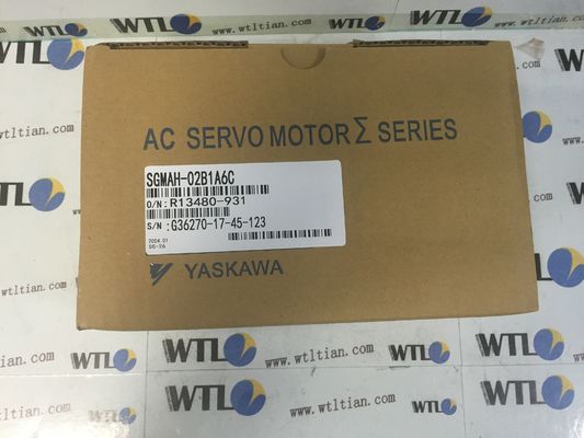 Le moteur de servo industriel à courant alternatif de Yaskawa SGMAH-02B1A6C 200W 200V tout neuf