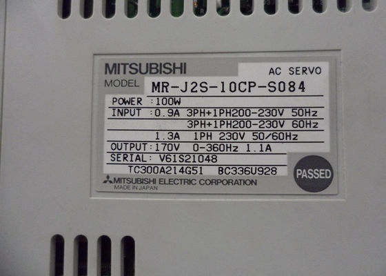 Le contrôleur de servo série MITSUBISHI MR-J2S-10CP-S084