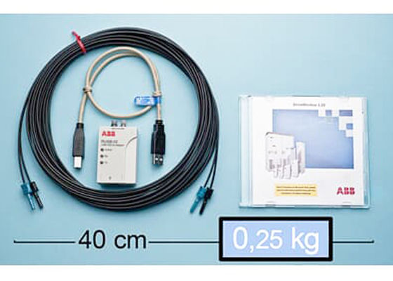 3AUA0000040000 RUSB-02 DriveWindow 2.X EN Outil de débogage Nouveau dans la boîte