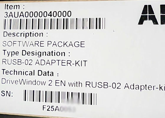 3AUA0000040000 RUSB-02 DriveWindow 2.X EN Outil de débogage Nouveau dans la boîte