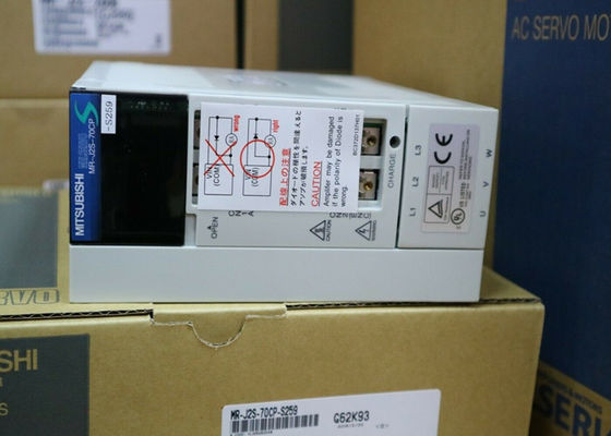 Mitsubishi Motor Driver MR-J2S-70CP-S259 Servo-amplificateur secteur 750W entrée 3.8A
