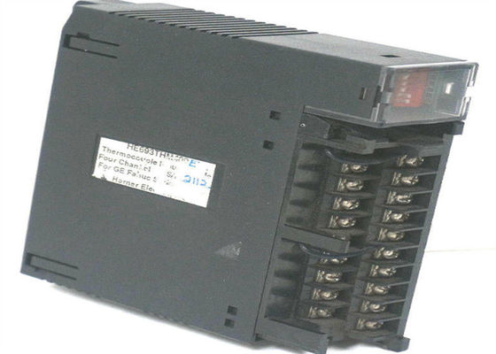 Le contrôleur logique programmable (PLC) de la série 90-30