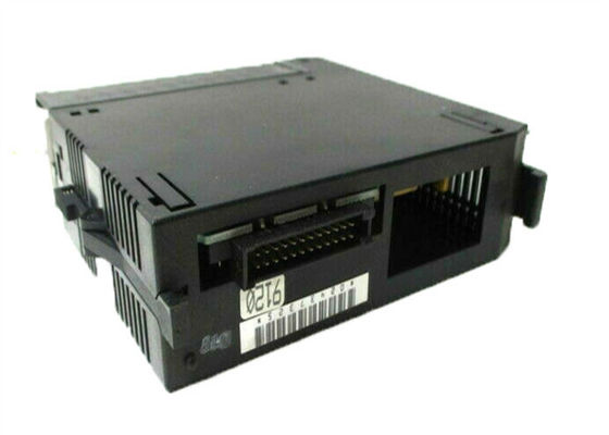 Général FANUC IC693MDL732 AUTOMATICITÉ faisant partie des systèmes de contrôle de fréquence de la série 90-30