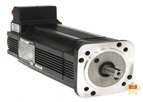 Le moteur est équipé d'un moteur de commande à commande automatique.