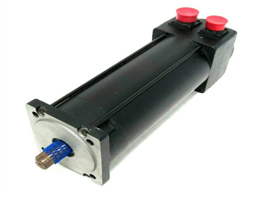 Le moteur est équipé d'un moteur à courant alternatif de 2,3 kW.
