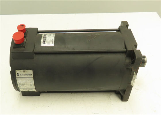 Le moteur de la série AB 1326AB-B515E-21-L est équipé d'un moteur de servo de 460 volts AC 2,3 kilowatts