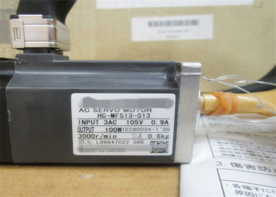 100W Mitsubishi AC Servo moteur industriel HC-MFS13 / HC-KFS13 moteur japonais