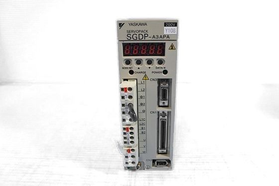 Yaskawa SGDP-A3APAY108 AC Servo Amplificateur 1 Année de garantie Nouveau