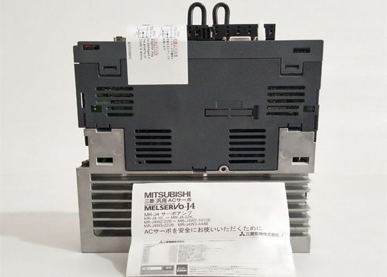 600W Mitsubishi AC Servo Motor Drive MR-J3-60B4 Amplificateur industriel 170V 3.2A Nouveau en stock