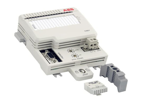 L'interface de commande de l'ABB PLC CI801 3BSE022366R1 S800 I/O