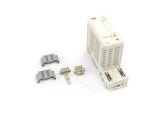 ABB CI820V1 3BSE025255R1 AF 100 Module d'alimentation électrique redondant disponible dès maintenant