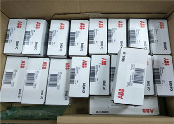ABB AI825 3BSE036456R1 Module d'entrée analogique avec isolation galvanique et résolution de 14 bits