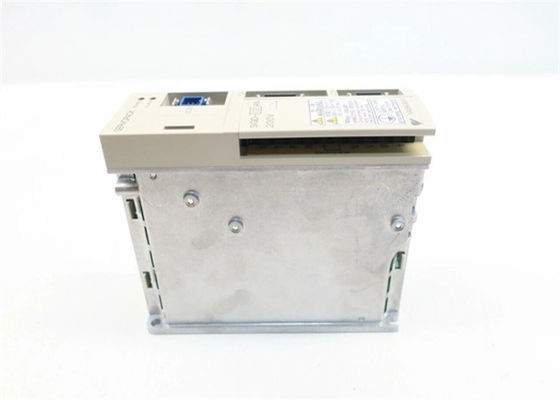 Yaskawa SGD-02ANY6 Servo-entraînement industriel nouveau dans la boîte d'origine