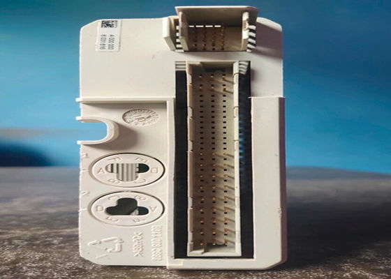 ABB DI810 3BSE008508R1 DIGITAL INPUT 24V 16 CH isolé dans deux groupes de 8 canaux.