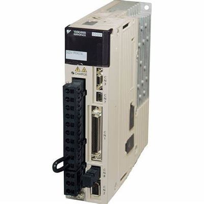 L'amplificateur de servo Yaskawa SGDS-10A32A 3 PHASE 15 AM 200 VAC 3000 WATT 4 HP