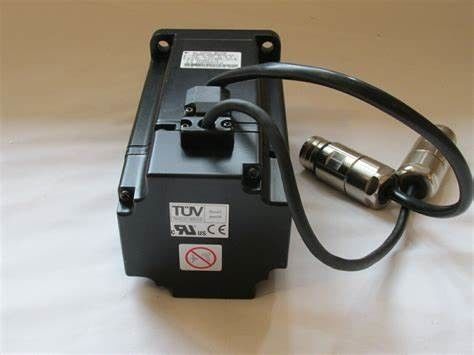 Yaskawa SGMAH-01AAAH161 100W (0,13HP) encodeur supplémentaire de 13 bits (2048 x 4)