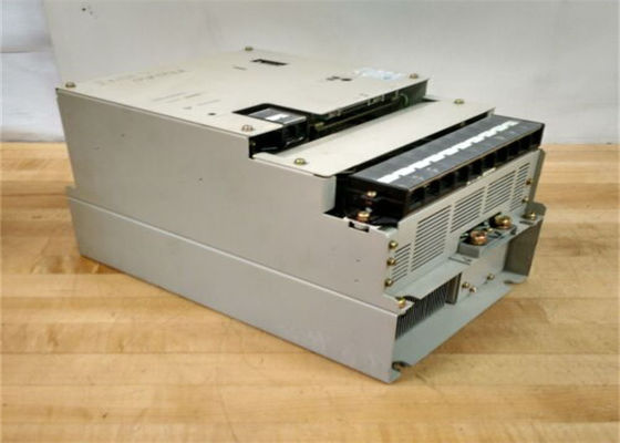 Tout nouveau servo-amplificateur Yaskawa SGDB-75ADG Nouveau original dans la boîte