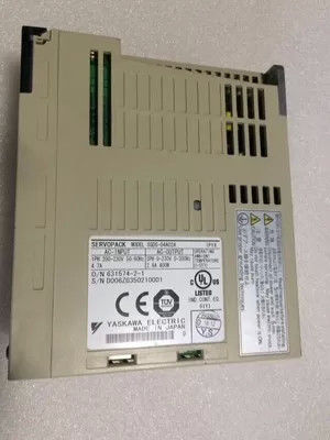 Yaskawa SGDS-04A02A Nouveau servo-amplificateur à courant alternatif 200-230V 4.7A 400W