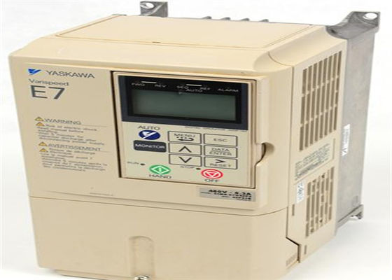 Yaskawa tout neuf E7 Inverteur de fréquence Varispeed CIMR-E7U42P2