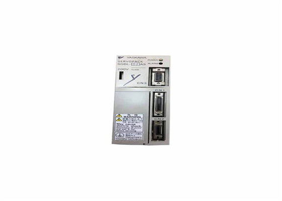 Tout neuf Yaskawa SGD-02AS Servo entraîneurs 230V 200W en original