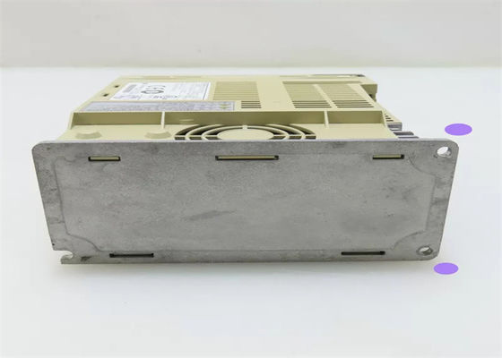 Tout neuf Yaskawa SGDS-08A05A AC Servo Amplificateur original boîte