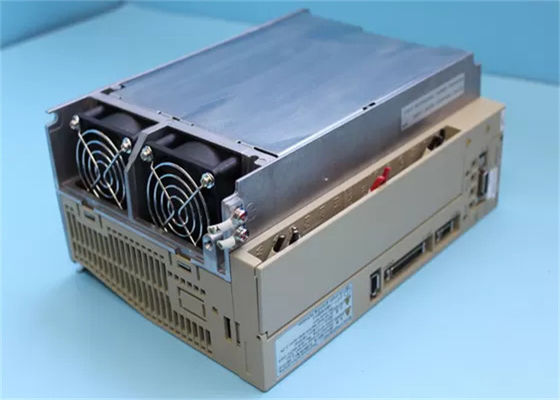 Yaskawa SGDM-20AC-SD2BM nouvel amplificateur AC dans la boîte d'origine