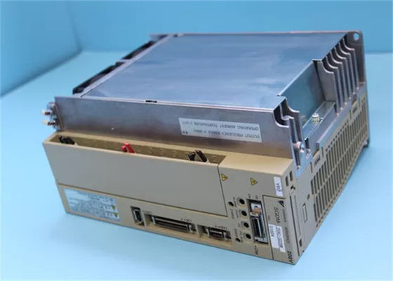 Yaskawa SGDM-20AC-SD2BM nouvel amplificateur AC dans la boîte d'origine