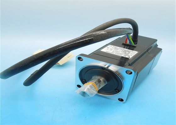 Marque Yaskawa Servo Motor SGM-02B314 AC 200W Nouveau dans la boîte d'origine