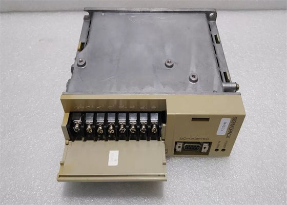 Nouveau amplificateur Yaskawa SGDA-01APP AC SERVO dans la boîte originale