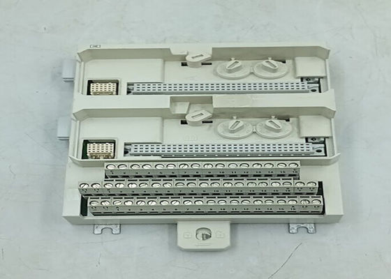 ABB TU843 3BSE021443R1 Unité d'arrêt du module Montage vertical du rail DIN