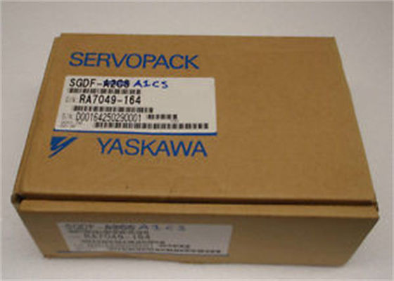 Le servo-amplificateur Yaskawa SGDF-A1CS Sigma est tout neuf.