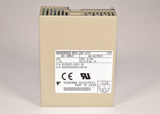 Nouveau dans la boîte d'origine AC Servo Amplificateur Yaskawa SGDF-A2CP 24V