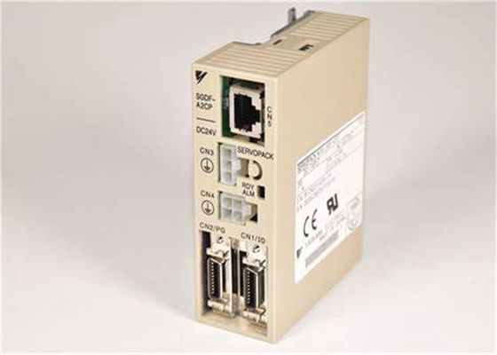 Nouveau dans la boîte d'origine AC Servo Amplificateur Yaskawa SGDF-A2CP 24V